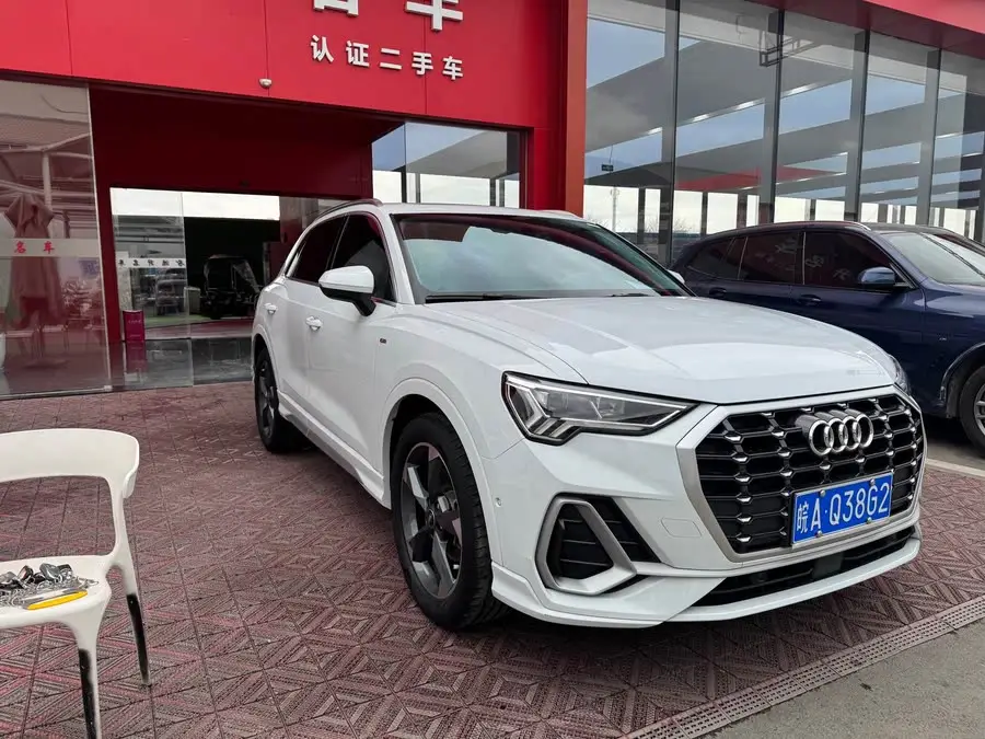 Audi Q3 2022 35 TFSI Progressiv Sport