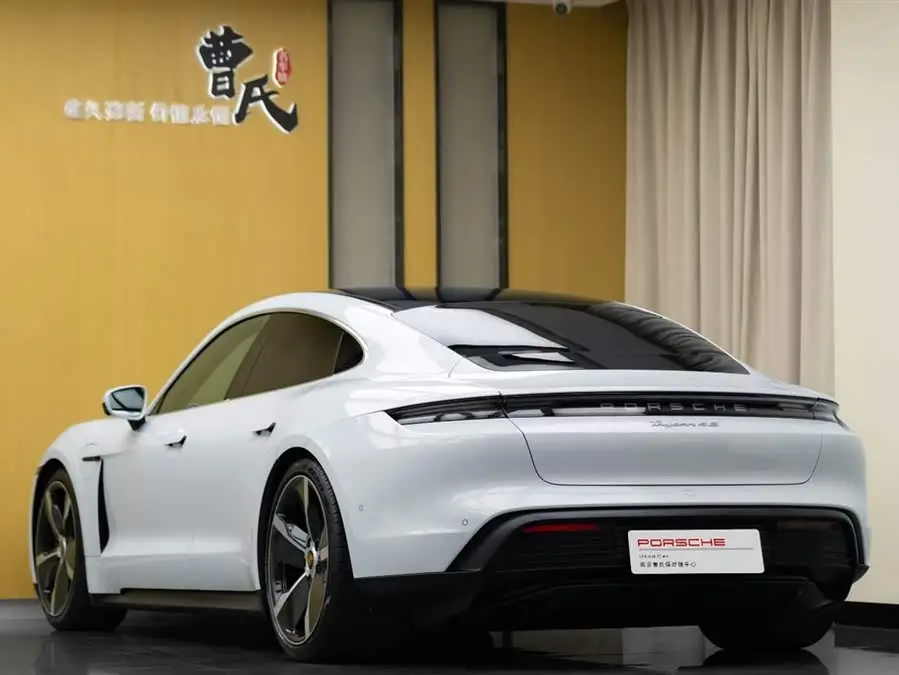 2019 Taycan Taycan 4S