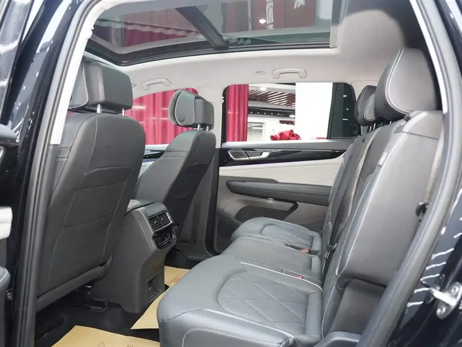 فولكس فاجن تيرامونت ٢٠٢٣ ٣٨٠ تي إس آي ٤WD طراز النخبة الرائد