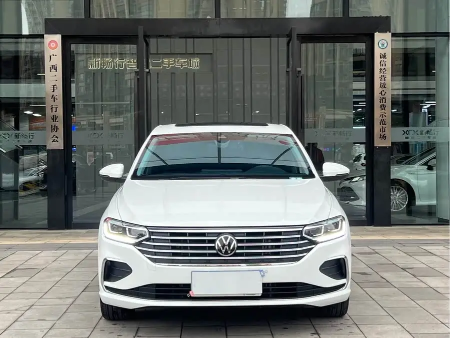 لافيدا 2024 1.5 لتر أوتوماتيكي إصدار خمسة ملايين