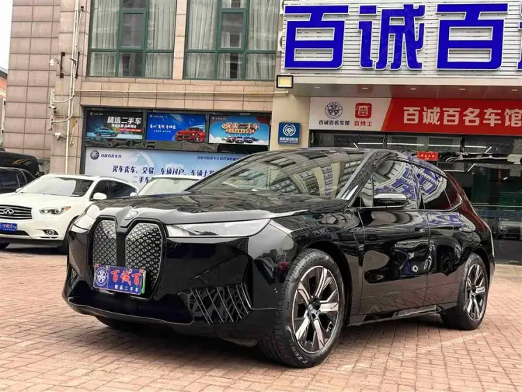 BMW iX 2022 xDrive40