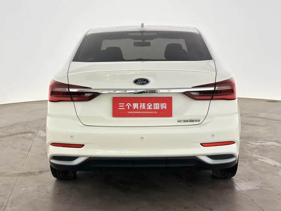 Ford Focus 2021 1.5L Automatic Golden Edition