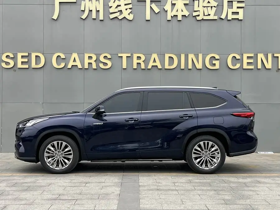 Highlander 2022 Hybrid 2.5L AWD Premium 7-Seater