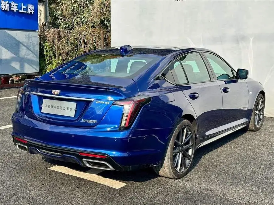 2024 Cadillac CT5 28T Platinum