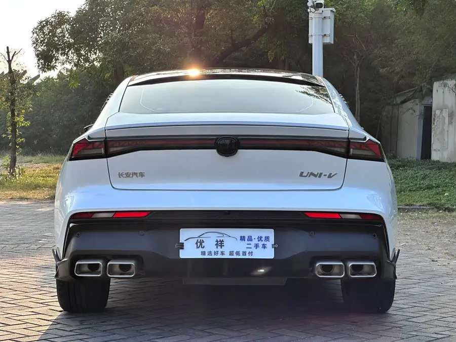 Changan UNI-V 2024 1.5T Premium Sports Edition