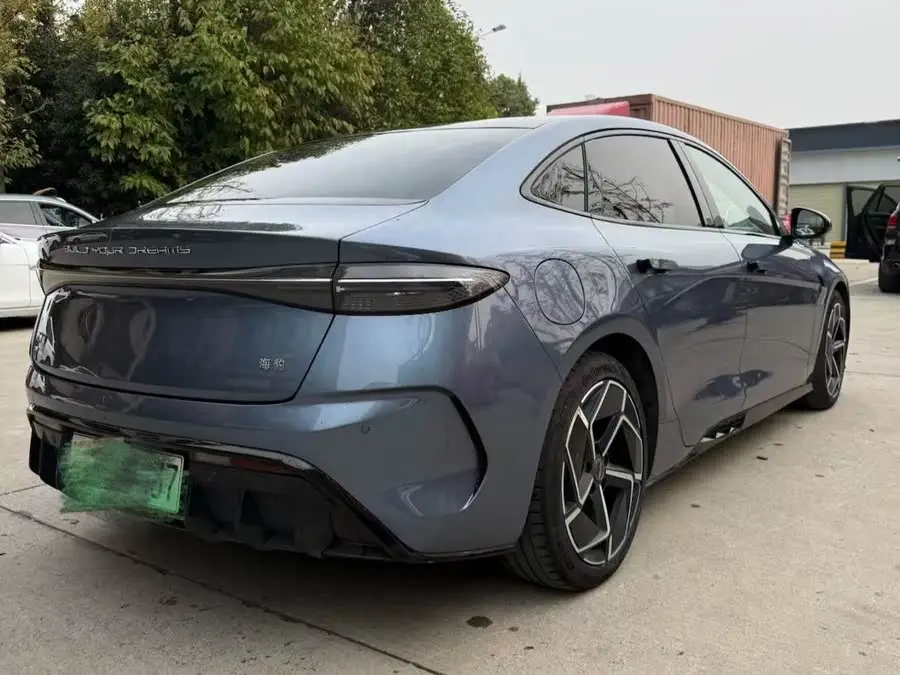 Seal 2023 Champion Edition 700km Performance Version