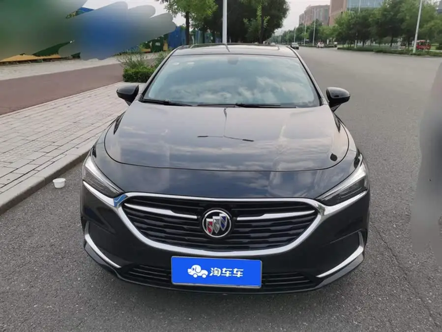 بيوك لاكروس 2022 652T الفاخرة