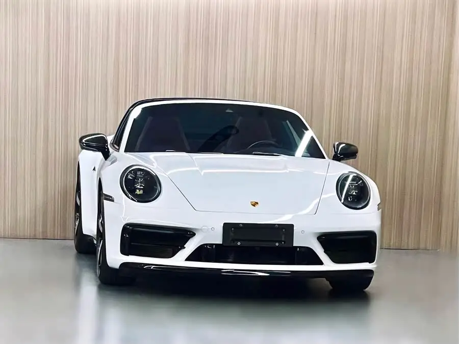 بورش 911 طراز 2023 تارغا 4S 3.0T