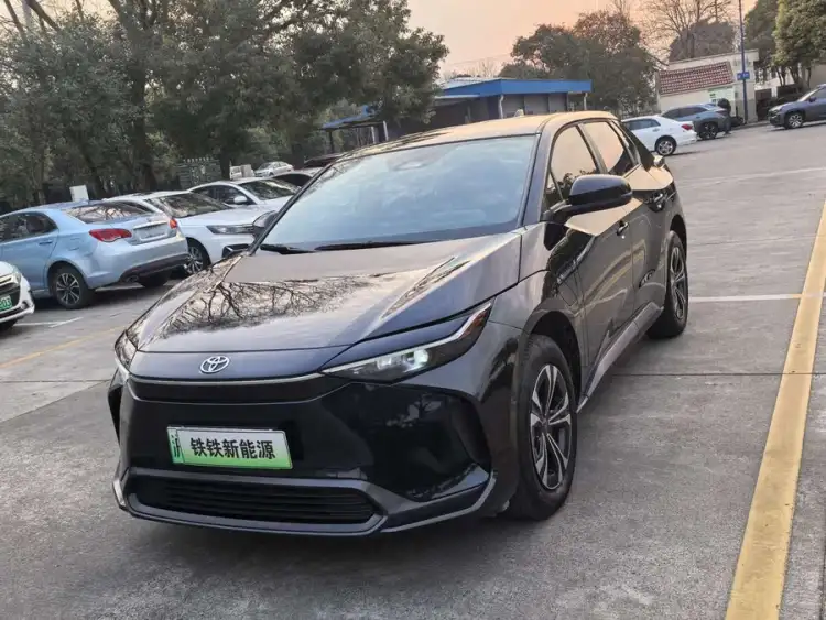 FAW Toyota bZ4X 2022 Model Two-Wheel Drive Long Range JOY Version