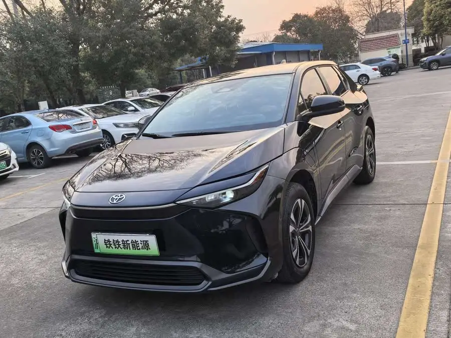 تويوتا FAW bZ4X طراز 2022 فئة الدفع الثنائي طويل المدى JOY