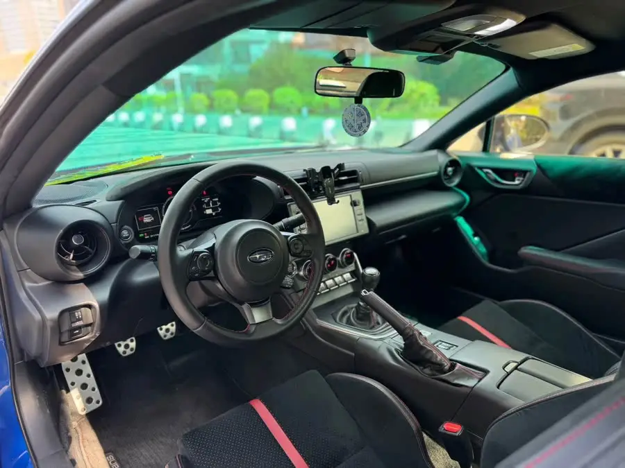 Subaru BRZ 2022 2.4L Manual