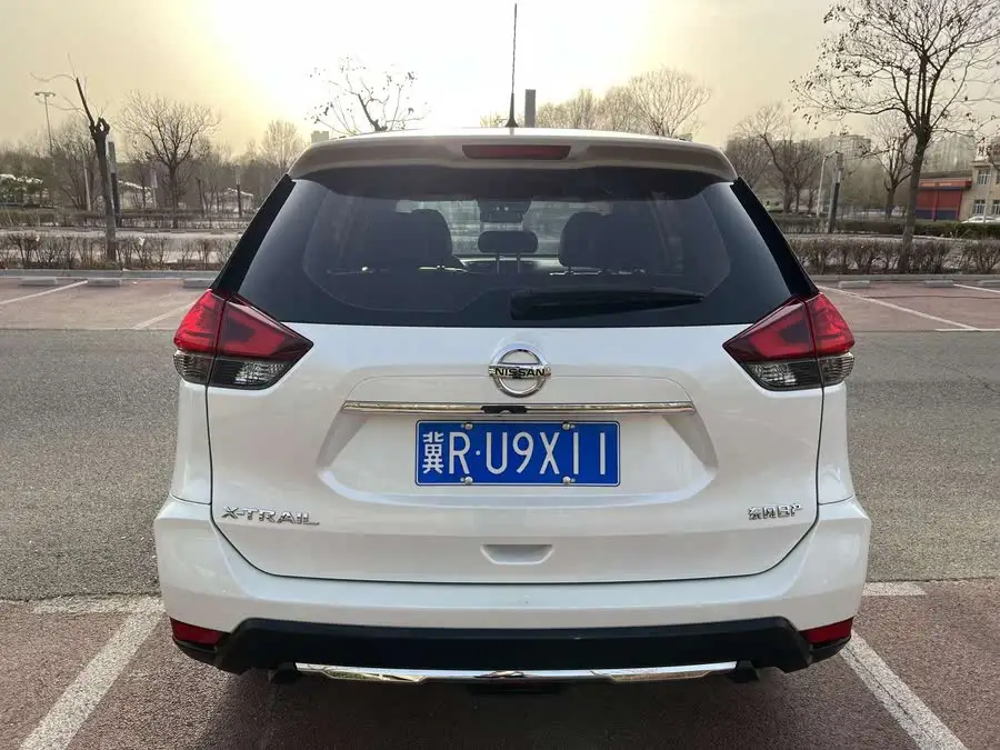 نيسان إكس-تريل 2021 2.0 لتر CVT 2WD XL بريميوم الإصدار الذكي