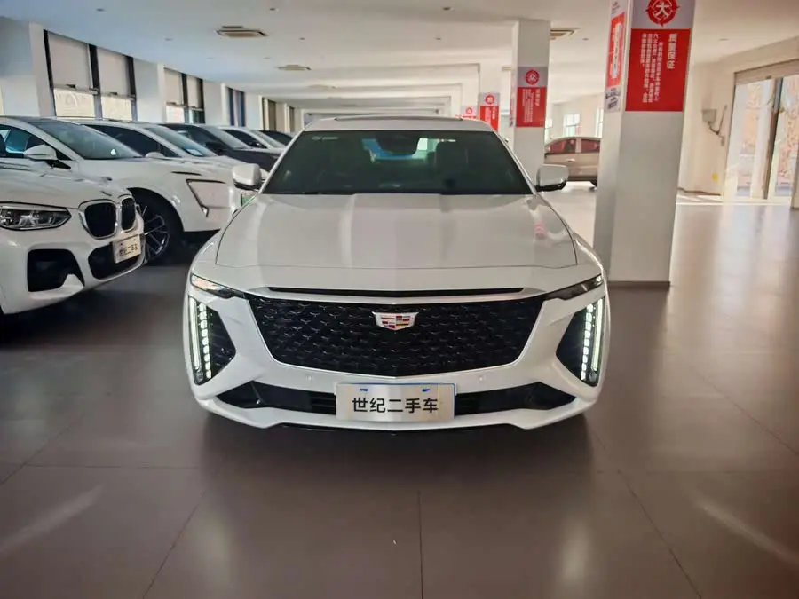 كاديلاك CT6 2023 28T بلاتينيوم