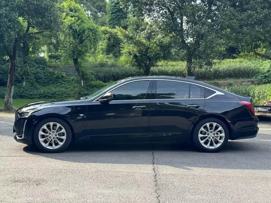 كاديلاك CT5 2021 28T الفاخرة