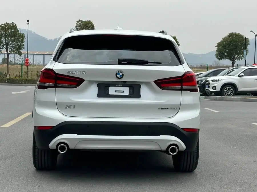 BMW X1 2022 sDrive25Li Leading Edition