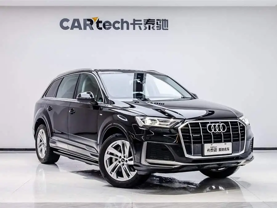 Audi Q7 2023 45 TFSI quattro S line