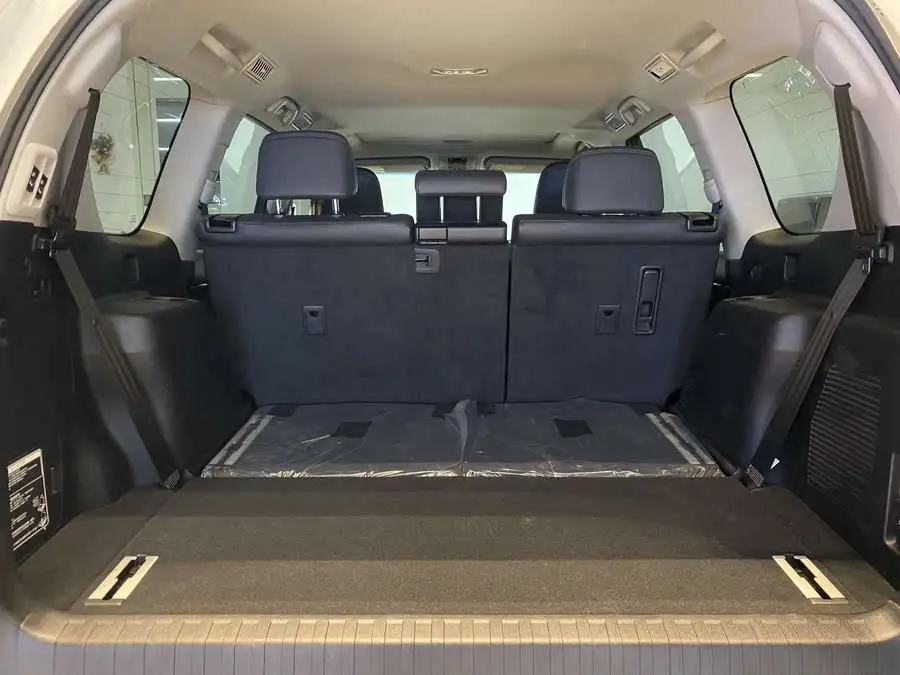 برافو 2019 3.5 لتر أوتوماتيكي TX-L إصدار فاخر مع إطار احتياطي مثبت في الجزء الخلفي