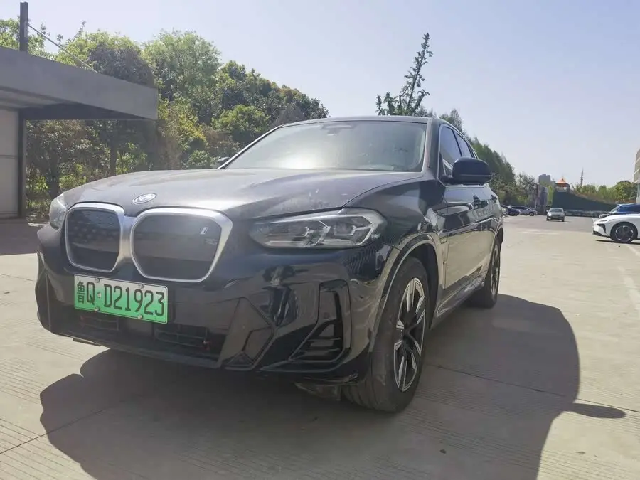 BMW iX3 2022 Facelift Leading Model