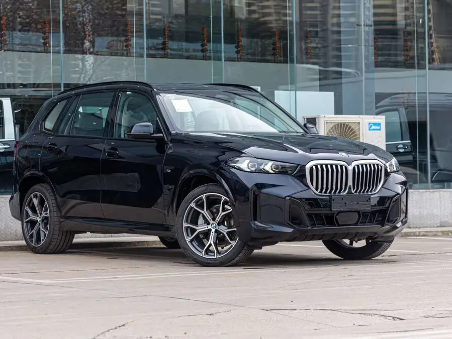 BMW X5 2023 xDrive 30Li M Sport Package