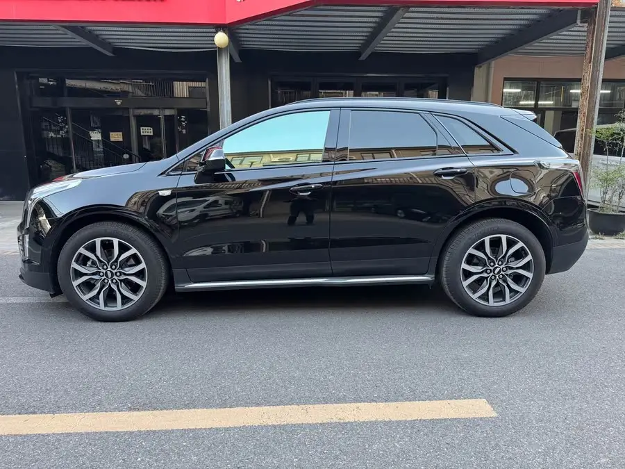 Cadillac XT5 2022 2.0T AWD Premium