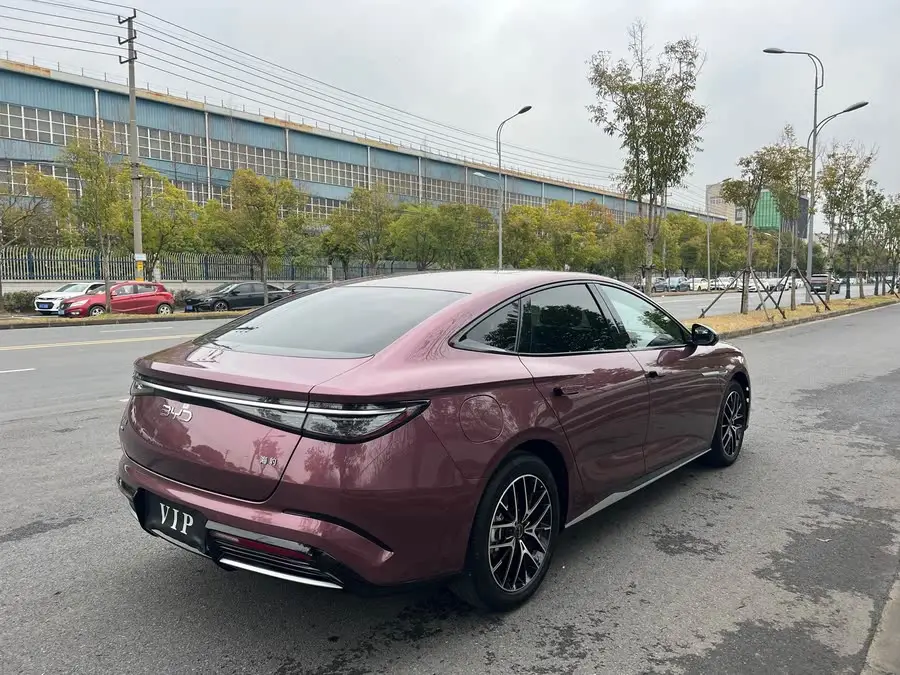 Seal 2023 DM-i 1.5T 121km Flagship