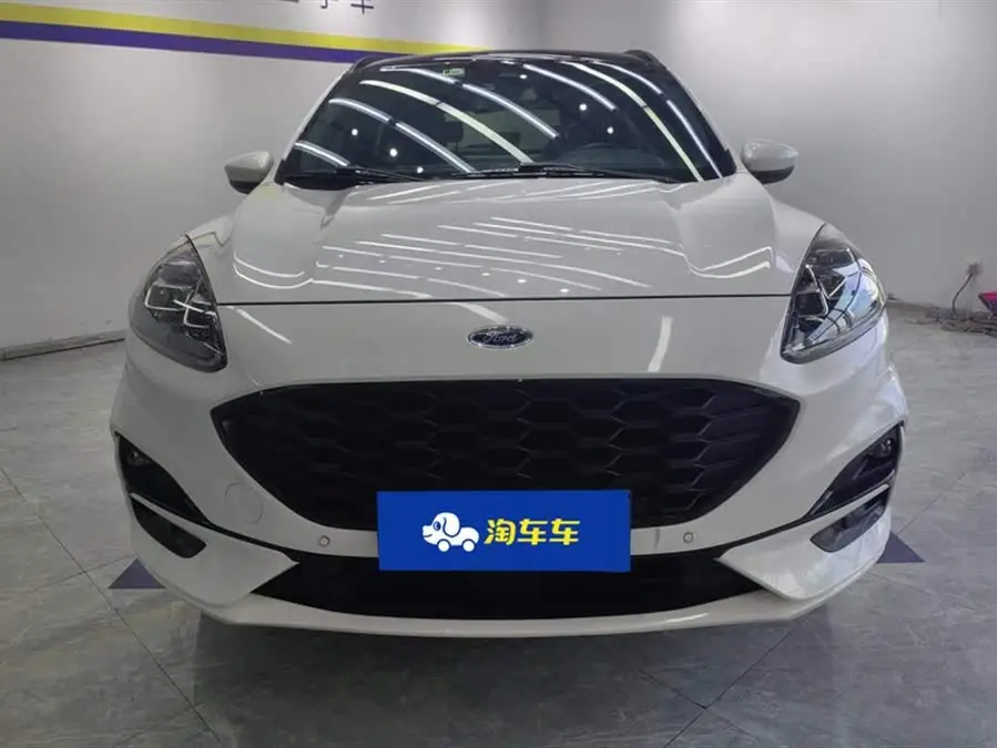 فورد إيسكيب 2020 إيكوبوست 245 دفع رباعي ST-LINE