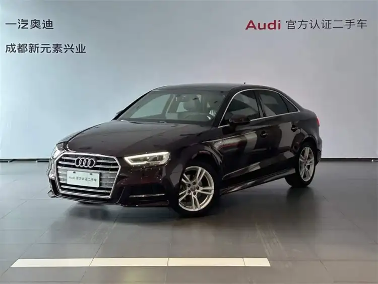 Audi A3 2020 Limousine 35 TFSI Fashion Version National VI