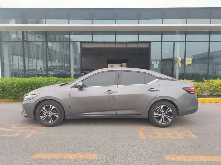 2021 نيسان سيلفي 1.6 لتر XL CVT إصدار المتعة