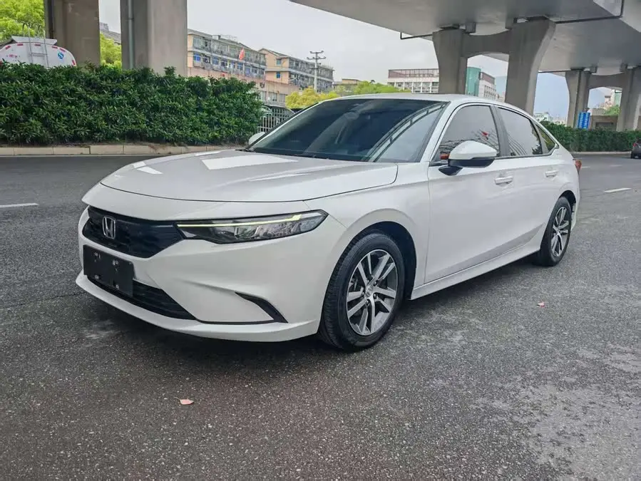 2023 Model 240TURBO CVT Leading Edition