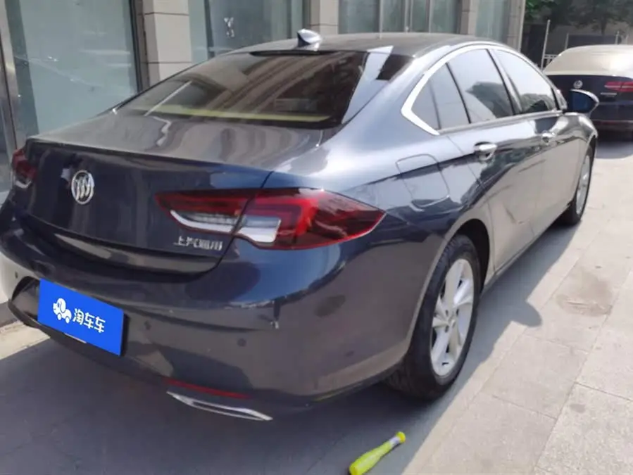 بيوك ريجال 2021 552T النخبة