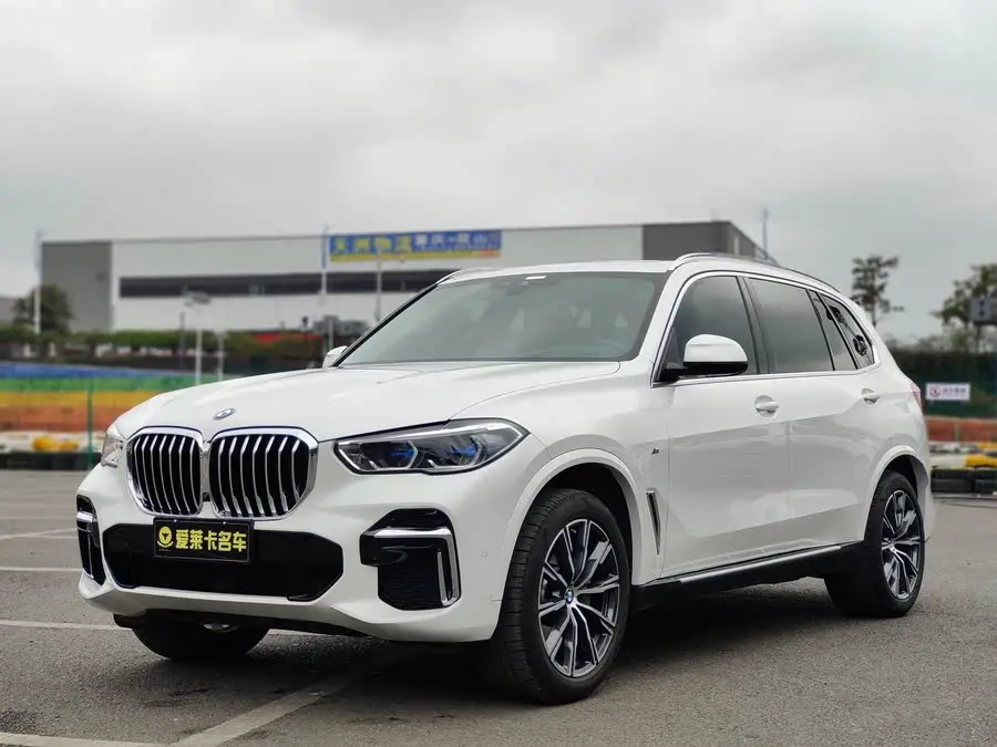 BMW X5 2022 xDrive 30Li Exclusive M Sport Package