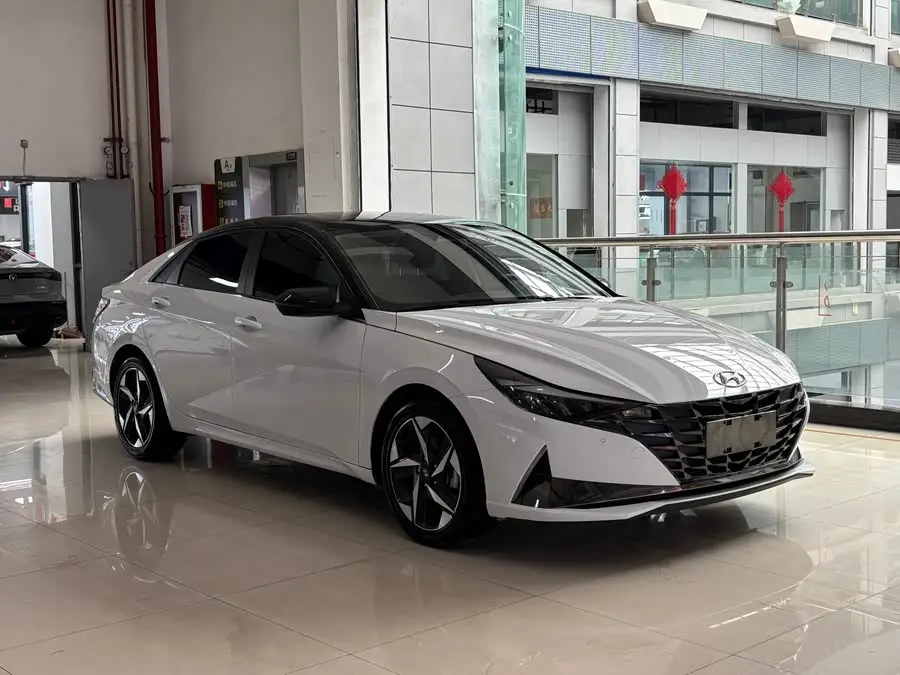 إيلانتر 2022 1.5L CVT LUX النسخة المميزة