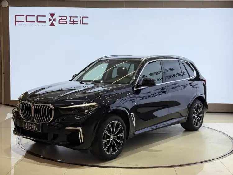 BMW X5 2023 xDrive 30Li M Sport Package