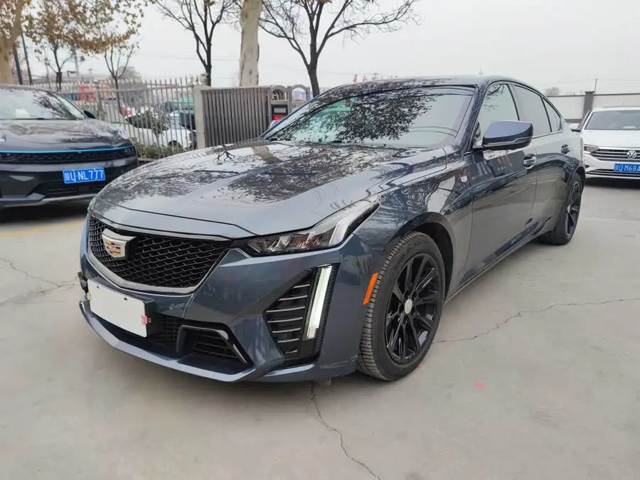 كاديلاك CT5 2022 28T الفاخرة