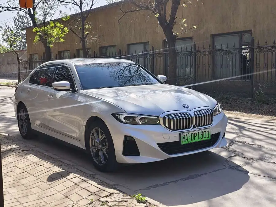 بي إم دبليو i3 2024 eDrive 35 L