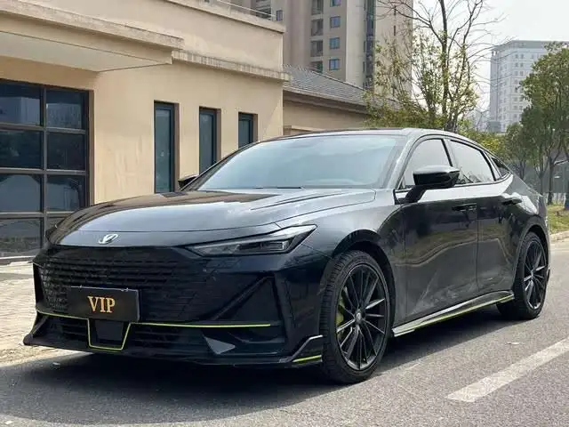 Changan UNI-V 2022 1.5T Sport