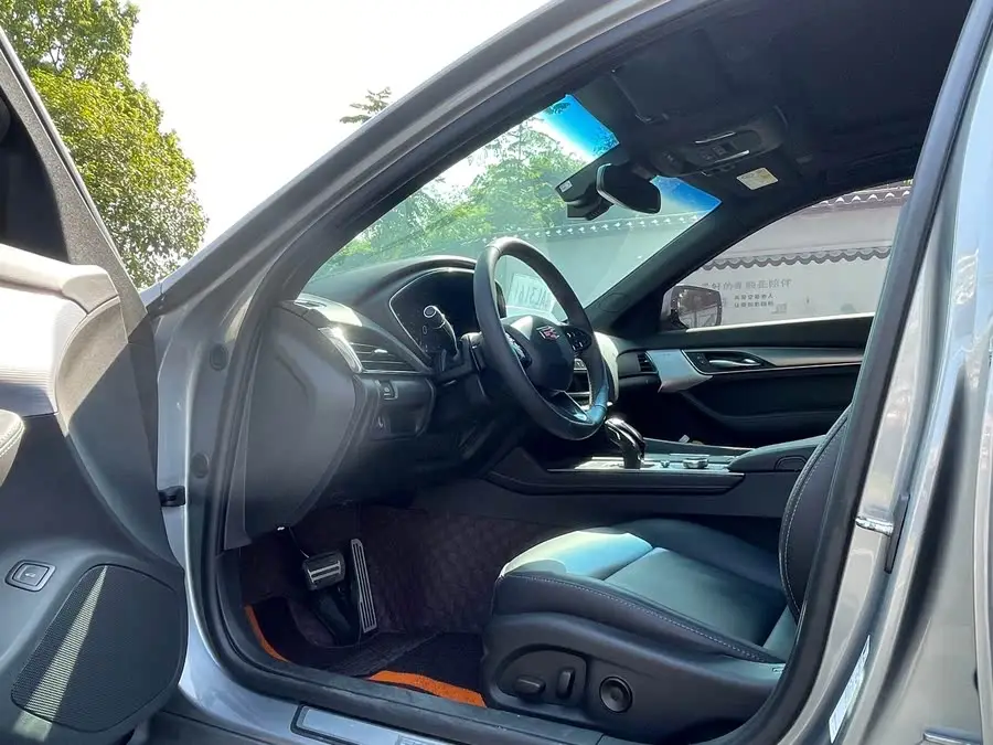 كاديلاك CT5 2023 28T بريميوم