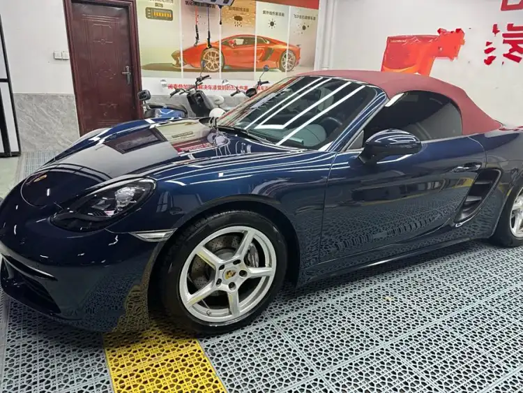 Porsche 718 2020 Model Boxster 2.0T