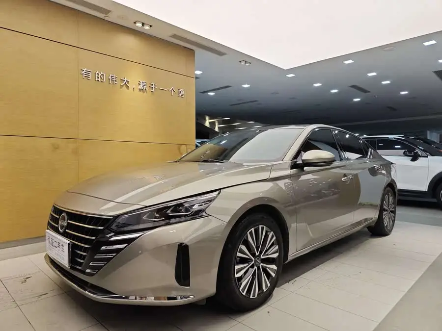 تيانا 2022 طراز 2.0L XL-TLS إصدار المتعة