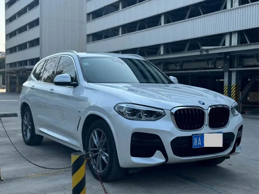 بي إم دبليو X3 2021 xDrive28i حزمة M الرياضية