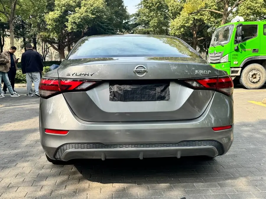 2021 نيسان سيلفي 1.6 لتر XL CVT نسخة الاستمتاع