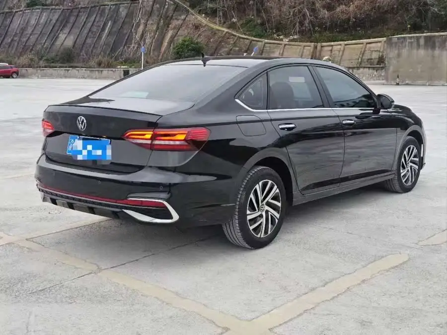 لافيدا 2024 300TSI DSG النسخة الكاملة