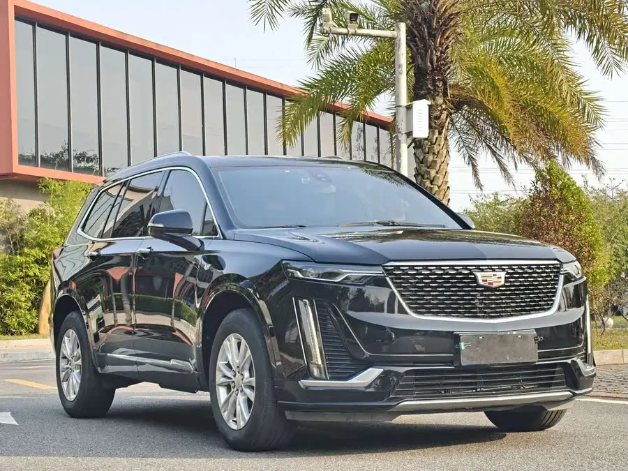 كاديلاك XT6 2021 2.0T سبعة مقاعد دفع رباعي