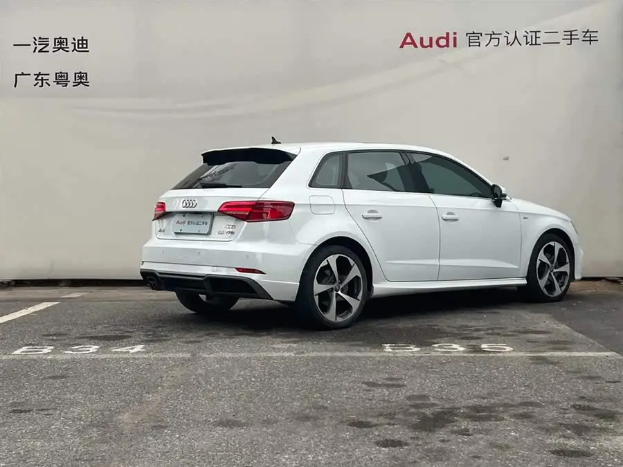 أودي A3 2020 سبورتباك 35 TFSI نموذج رياضي المعايير الصينية VI