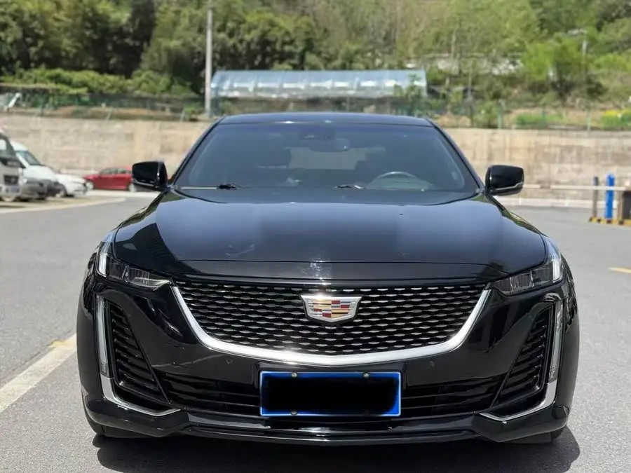 كاديلاك CT5 2021 28T فاخرة