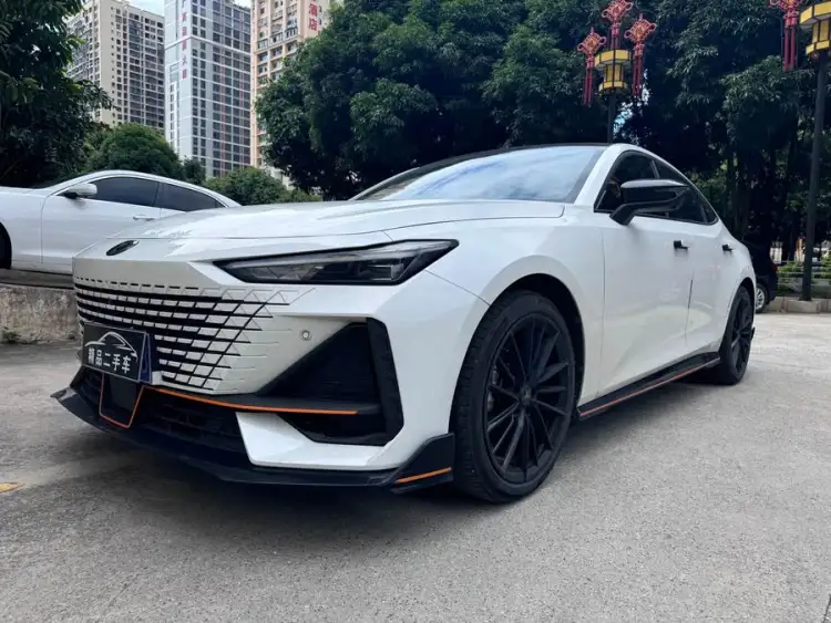 Changan UNI-V 2023 1.5T Sport Version