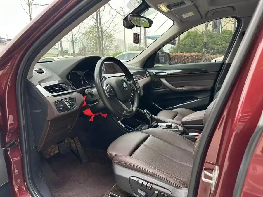 بي إم دبليو X1 2020 sDrive20Li النسخة العصرية