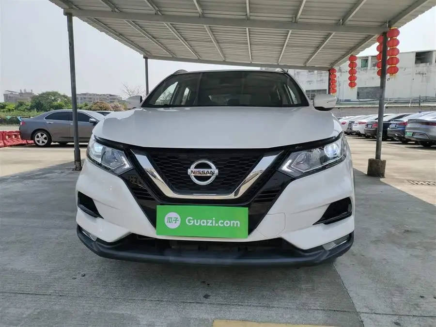 2021 نيسان قاشقاي 2.0 لتر CVT النسخة الذكية