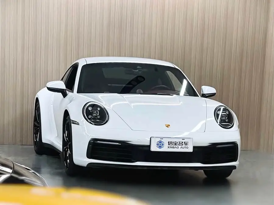 بورش 911 2023 كاريرا 3.0T