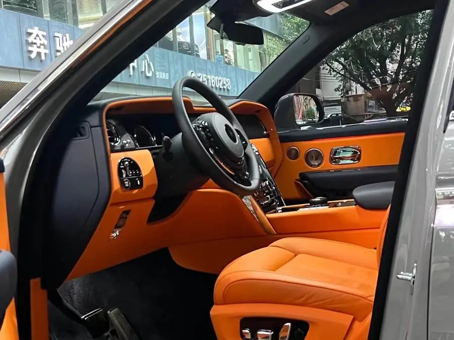 Cullinan 2018 Model Five-Seater